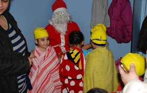 Visite du Père Noël Lundi à la Piscine